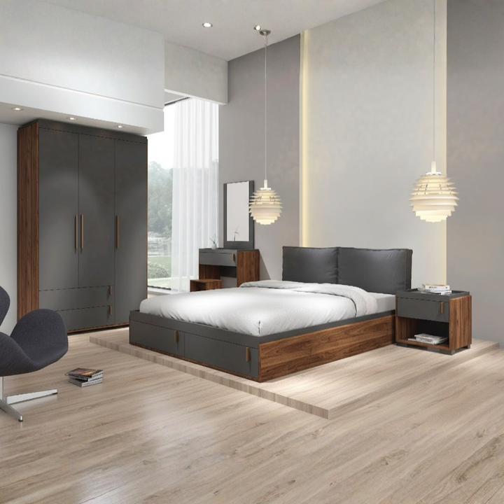Britton II Bedroom Set