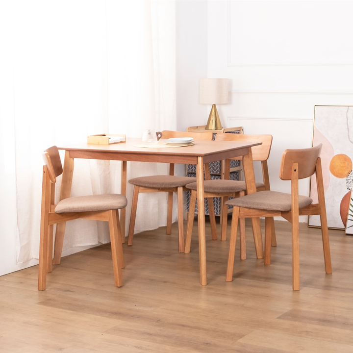 Yumi Wooden Dining Set (1+4)