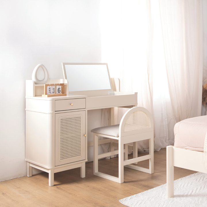 Vorie Dressing Table